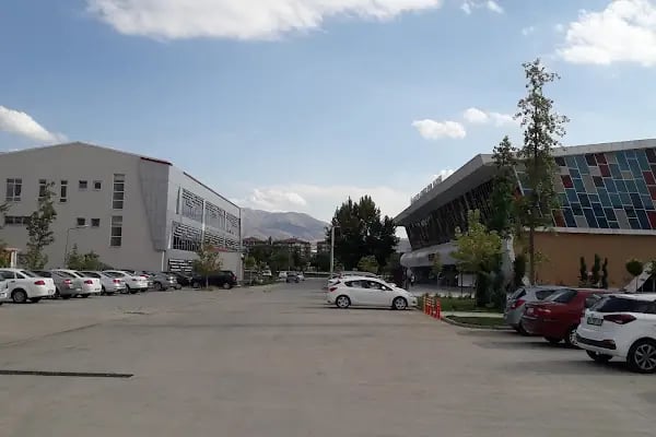 Çok Amaçlı Spor Salonu - Resim 11