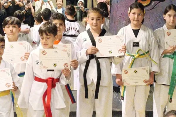 Simya Spor Kulübü - Kick Boks, Reformer, Aletli Pilates, Zumba Kursları - Resim 11