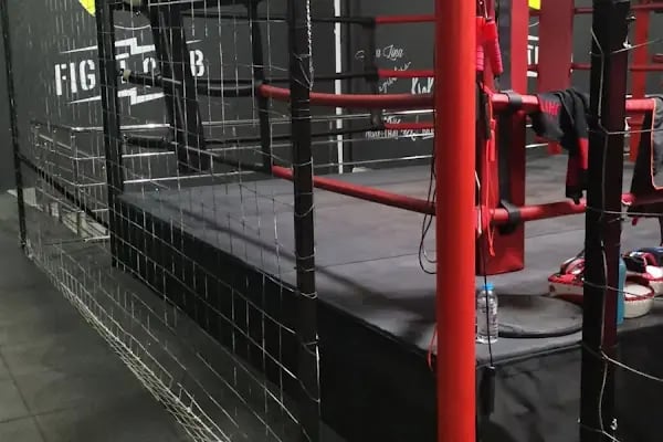 Simya Spor Kulübü - Kick Boks, Reformer, Aletli Pilates, Zumba Kursları - Resim 18