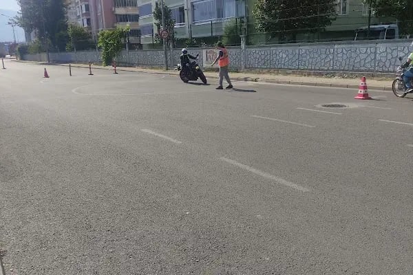 Burak Sürücü Kursu - Resim 15