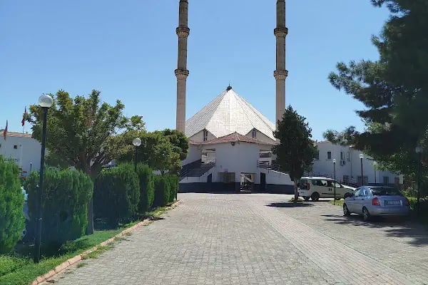 Bahaeddin Nakıboğlu Camii - Resim 3