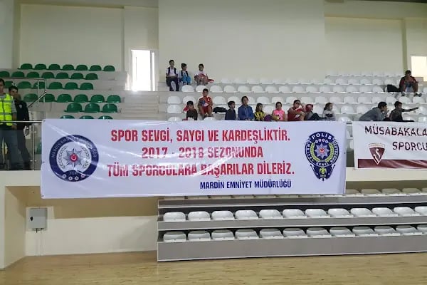 Artuklu Spor Salonu - Resim 16