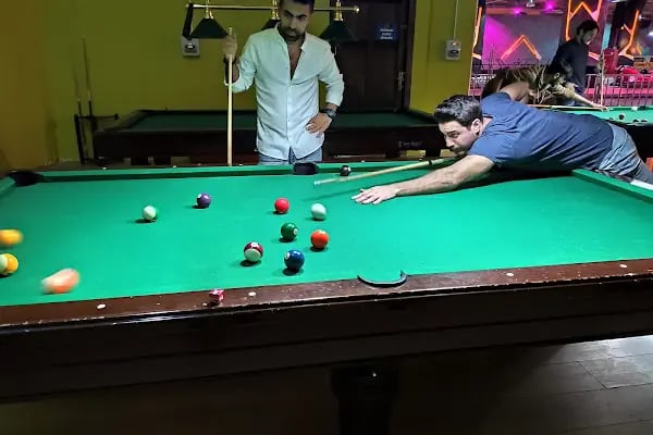 CAROUSEL BOWLING - Resim 3