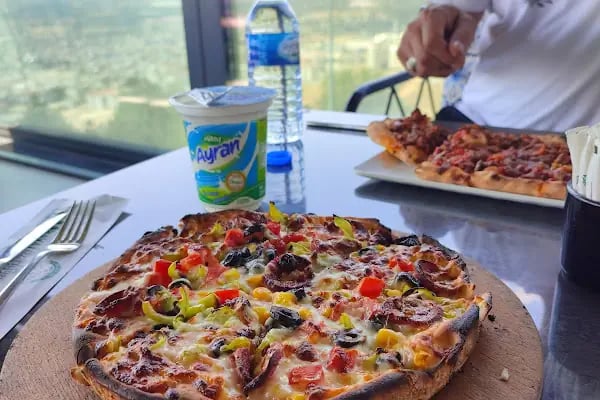 Oğuzeli Belediyesi Deliklitepe Sosyal Tesisi ve Seyir Terası Cafe - Resim 20