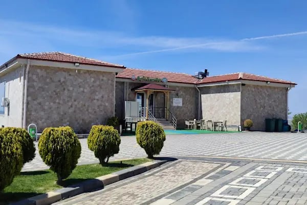 Oğuzeli Belediyesi Deliklitepe Sosyal Tesisi ve Seyir Terası Cafe - Resim 9