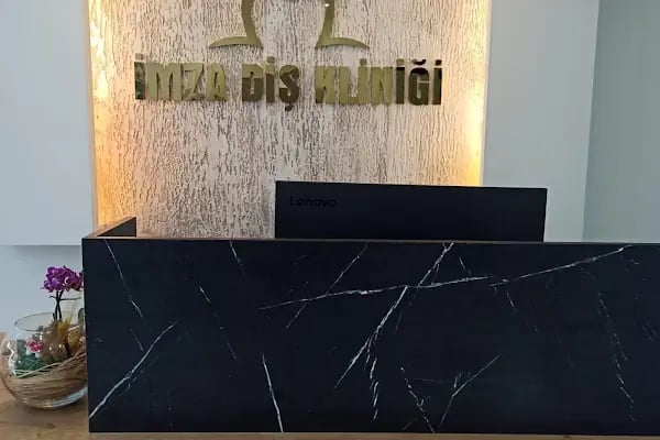 Özel İmza Ağız ve Diş Sağlığı Polikliniği - Resim 7