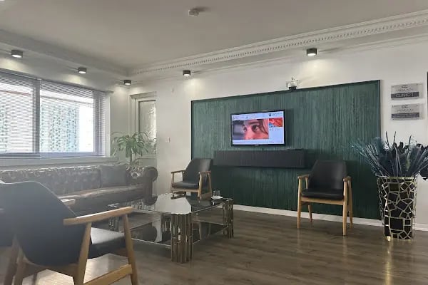 ISMAN Dental Clinic Alanya - İŞMAN Diş Polikliniği - Resim 7