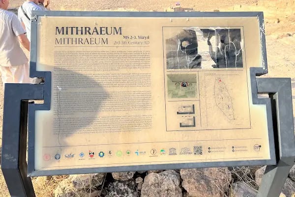 Mithras Tapınağı (Mithraeum) Kutsal Alanı - Resim 4