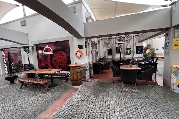 CORDELIA PUB - Resim 8
