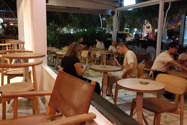 Bodrum Bunker Cafe & Bistro - Resim 5