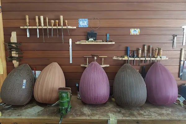 İzmirli Geleneksel Türk Müziği Sazları Yapımevi - Resim 15