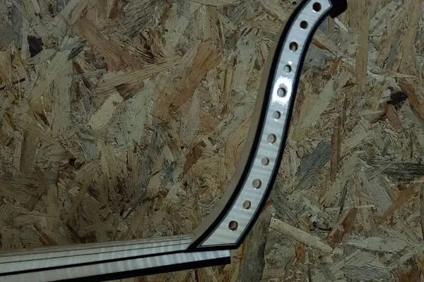 İzmirli Geleneksel Türk Müziği Sazları Yapımevi - Resim 13