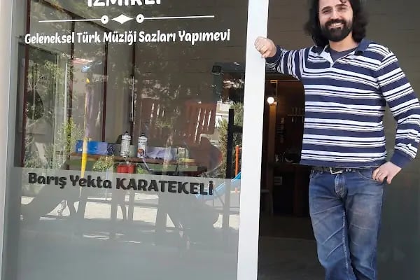 İzmirli Geleneksel Türk Müziği Sazları Yapımevi - Resim 17