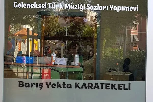 İzmirli Geleneksel Türk Müziği Sazları Yapımevi - Resim 19