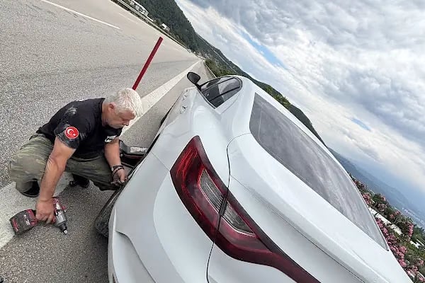 BURSA OTO LASTİK TAMİRİ, 7/24 YOL YARDIM, NÖBETÇİ OTOBAN LASTİK TAMİRİ , EN YAKIN LASTİKÇİ, AKÜ TAKVİYE - Resim 16