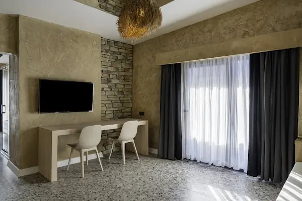 Lucky Monkey Midi Hotel - Resim 9