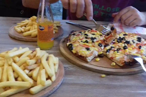 Pizza 48 - Resim 18