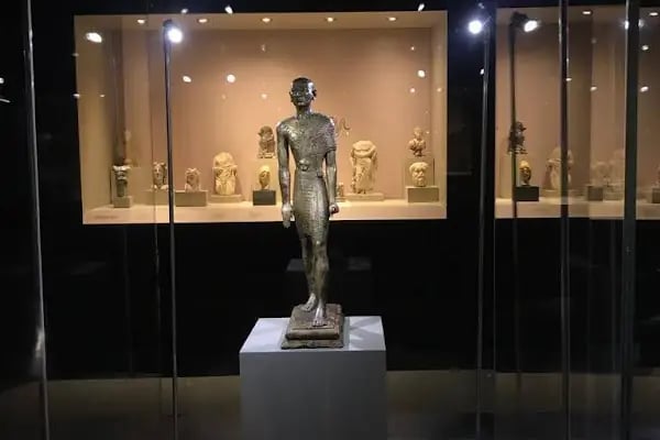 Efes Arkeoloji Müzesi - Resim 19