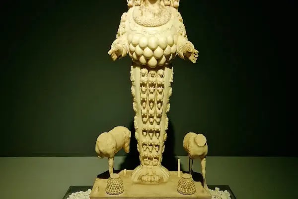 Efes Arkeoloji Müzesi - Resim 2