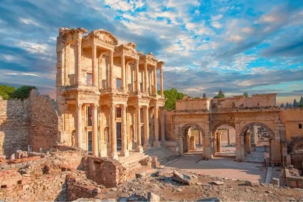 Efes Arkeoloji Müzesi - Resim 5