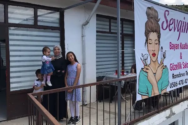 Sevgim Bayan Kuaförü ve Güzellik Merkezi - Resim 1