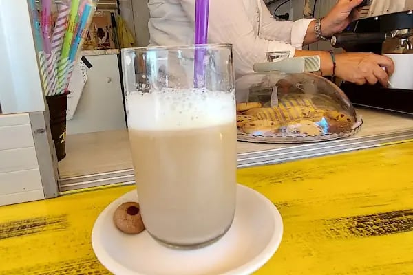 Little S Coffee Shop - Resim 12