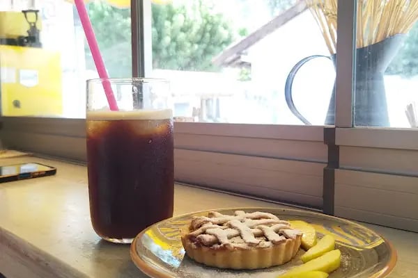 Little S Coffee Shop - Resim 6