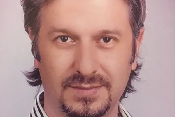 Op. Dr. Nizamettin Aydın Kulak Burun Boğaz Baş-Boyun Cerrahisi Uzmanı - Resim 3