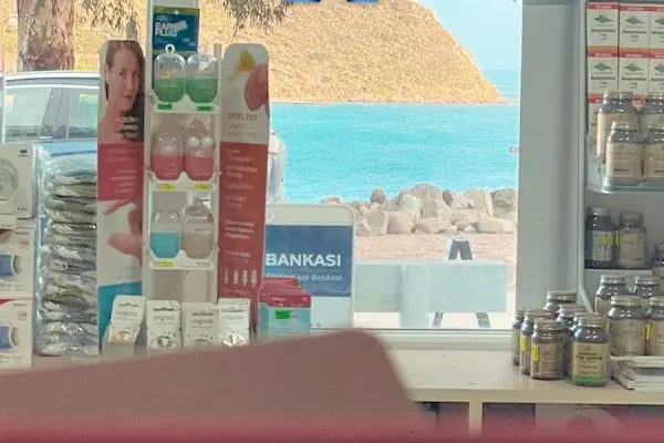 AKYARLAR ASPAT ECZANESİ - Resim 3