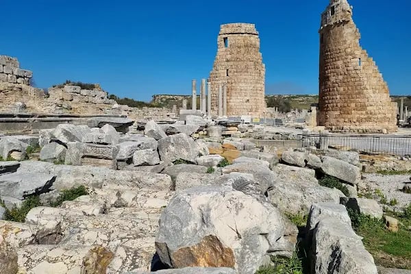 Perge Antik Kenti - Resim 3