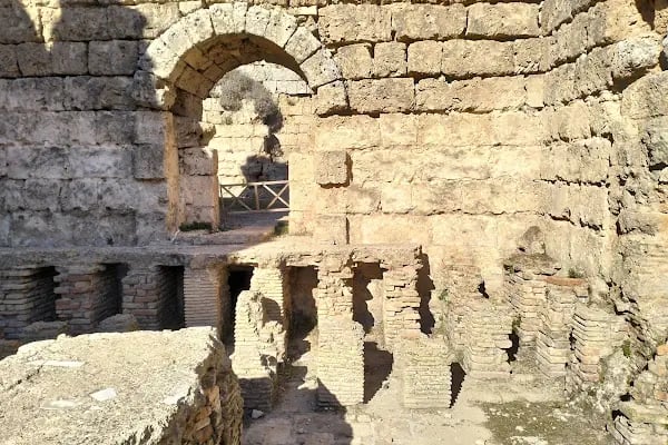 Perge Antik Kenti - Resim 14
