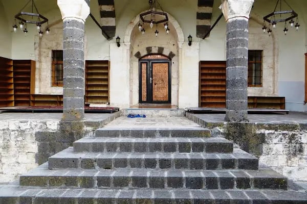 Tarihi Ulu Camii - Resim 5