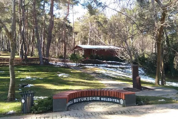 Çamlık Hayvanat Bahçesi - Resim 15