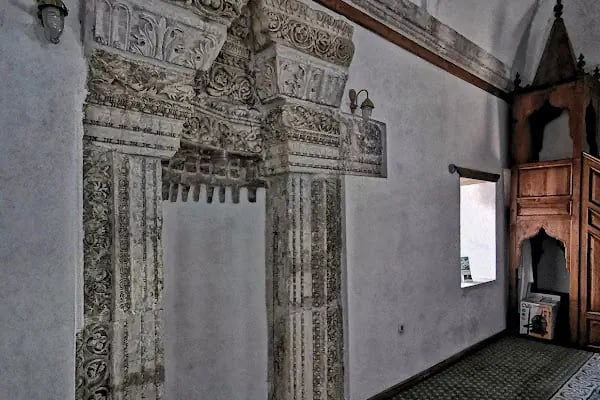 Ağalar Cami - Resim 9