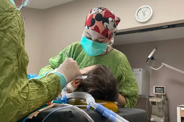 Dr. Dt. Şule Yıldırım Çocuk Diş Hekimi - Batıkent Diş Hekimi - Resim 3
