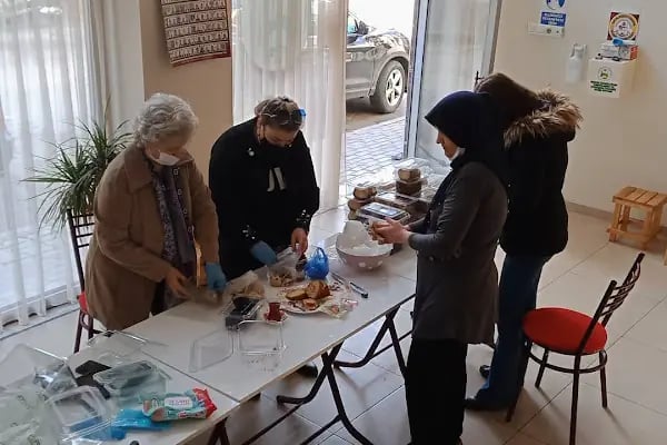 Gemlik İnegöllüler yardımlaşma ve dayanışma derneği - Resim 4
