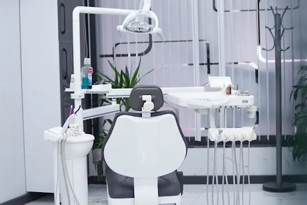 Diş Konağı Ağız ve Diş Sağlığı Polikliniği - Resim 7