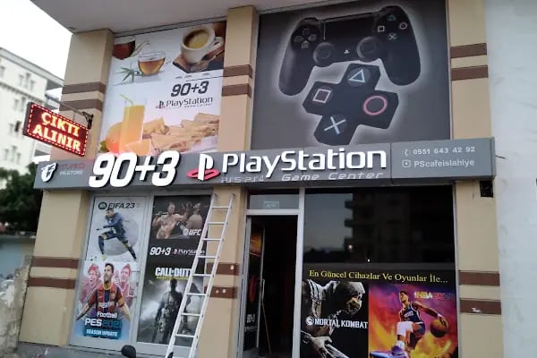 90+3 PlayStation Cafe - Resim 2