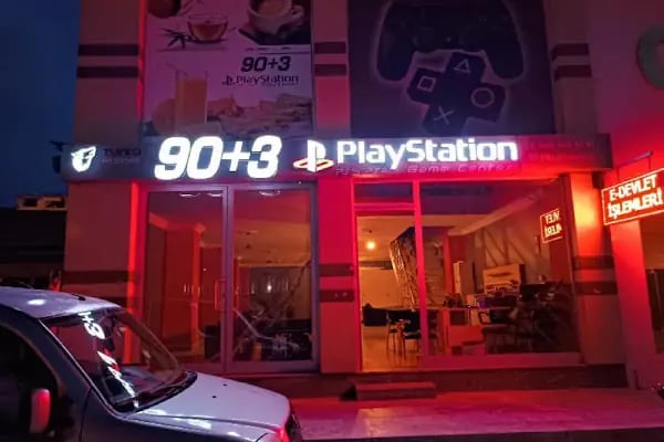 90+3 PlayStation Cafe - Resim 4