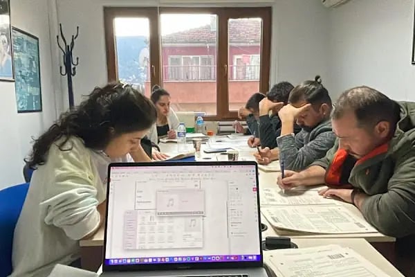 AKTİF Eğitim Merkezi Bursa Almanca Aile Birleşimi-Almanca A1 Hazırlık Kursu - Resim 5