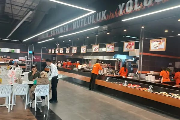 Kuşadası Alışveriş ve Yaşam Merkezi - Resim 12