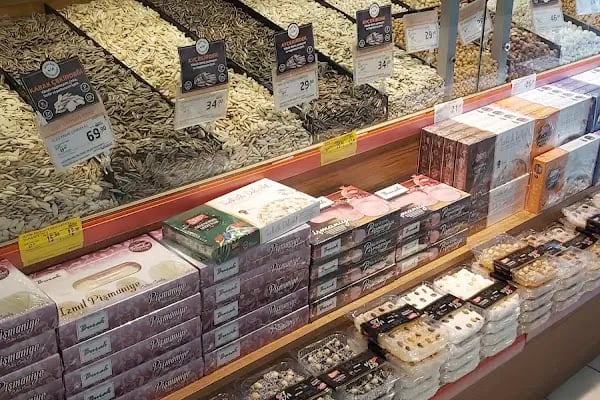 Kuşadası Alışveriş ve Yaşam Merkezi - Resim 19