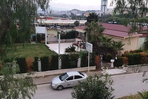 Gizli Dünya Kır Düğün Salonu - Resim 1