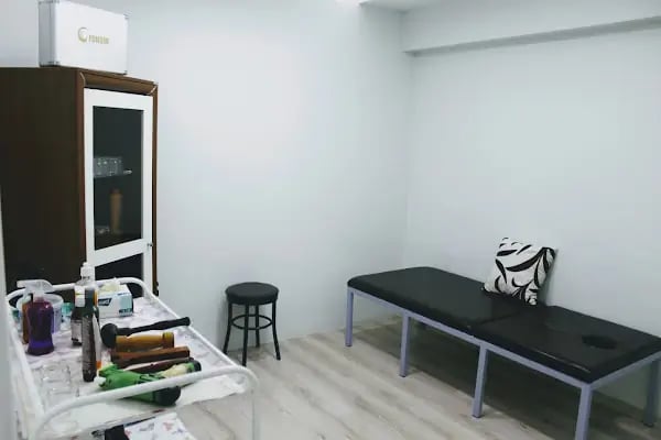 Terapi Masaj Merkezi Hacamat Tedavisi Sülük Tedavisi Fıtık Tedavisi Medikal Masaj Bioenerji Masajı Fast Tedavisi - Resim 3