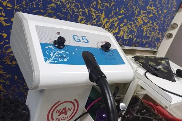 Terapi Masaj Merkezi Hacamat Tedavisi Sülük Tedavisi Fıtık Tedavisi Medikal Masaj Bioenerji Masajı Fast Tedavisi - Resim 13