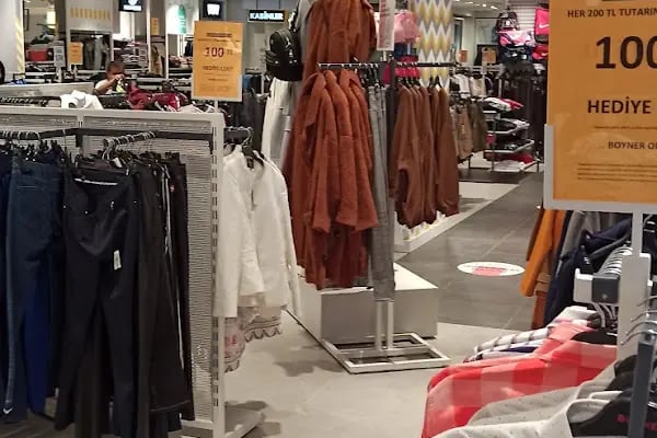 Korkmaz Mağazaları - Optimum Outlet - Resim 13