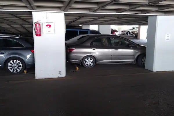 Bursaspor Kulübü Katlı Otoparkı - Resim 6