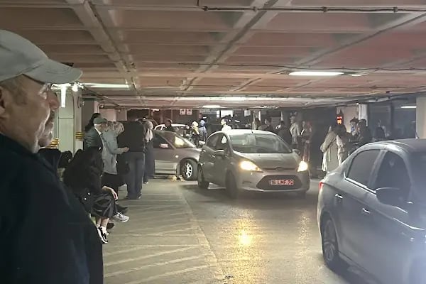 Bursaspor Kulübü Katlı Otoparkı - Resim 12