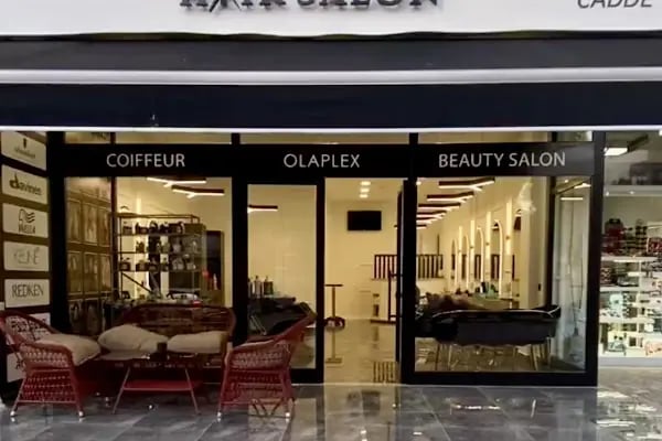 Nuri Ezveci Cadde Hair Salon Alanya Kuaför Friseur Hairdresser Coiffeur Mahmutlar Парикмахер Avsallar Kapper Konaklı Frisør - Resim 2
