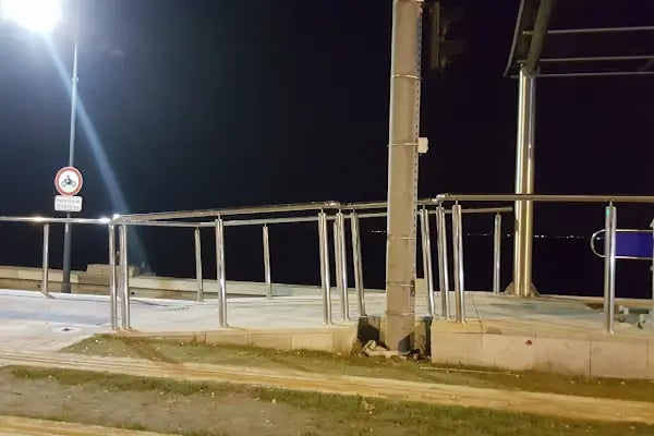 Konak Belediyesi Dr. Behçet Uz Parkı - Resim 5